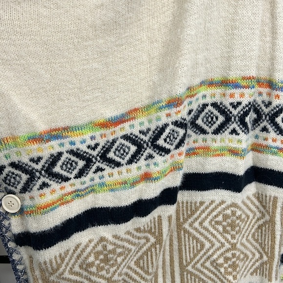Fab'rik Southwestern Geometric Print Boho Cozy Poncho Cardigan Sweater - Medium - Picture 7 of 8